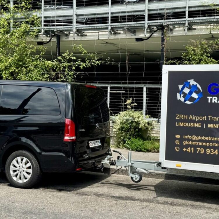 Mercedes V-Class with luggage trailer for group airport transfers in Zurich by Globetransporte GmbH