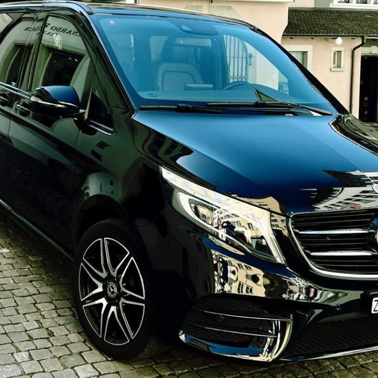 Mercedes V-Class SUV for luxury group travel and private transfers in Zurich by Globetransporte GmbH